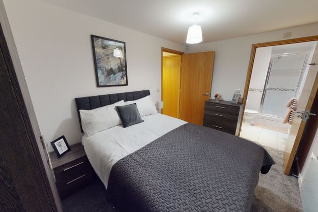 Flat for sale in Staten Court, Tradewind Square, Liverpool
