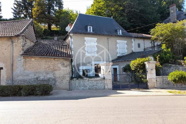Property for sale in Charroux, 86250, France, Poitou-Charentes, Charroux, 86250, France