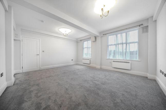 Flat 30, Belgrave Court,, Wellesley Road, London photo 4