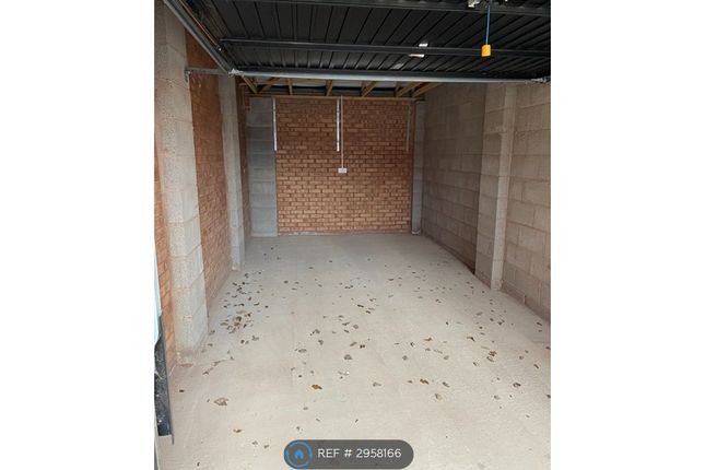 Hayloft Way, Meadow Green, Nuneaton photo 4