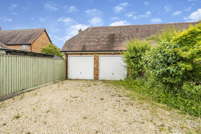 12, Woodlands, Sturminster Newton photo 4