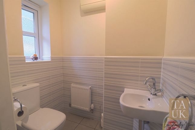 10, Duchess Drive, Manchester photo 4
