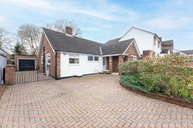 Bungalow for sale in Lodge Avenue, Elstree
