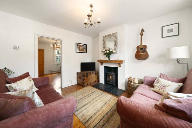 6, Wolsey Grove, Surrey photo 3