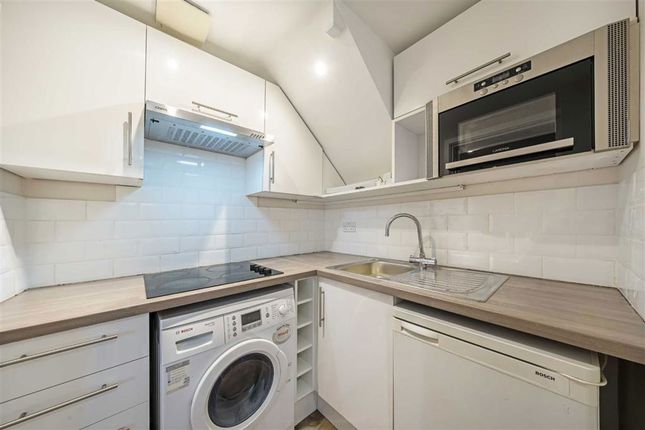Lower Ground Floor Flat, 112, Kennington Road, London photo 4