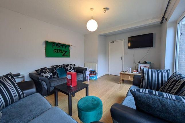 A Spacious And Inviting Large Modern Living Room P...