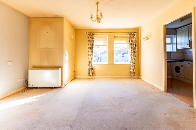 Flat 21, Meadow Court, Brassmill Lane, Bath photo 2