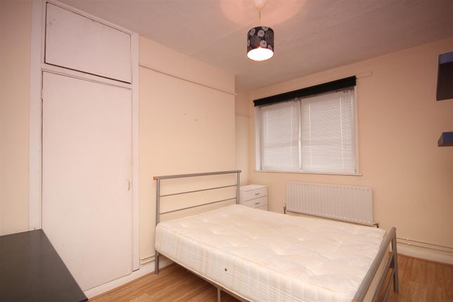 Flat to rent in Druid Street, Bermondsey