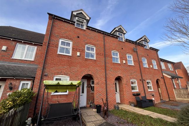 Thumbnail Town house for sale in Manor School View, Overseal, Swadlincote