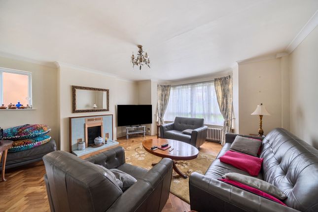 4-bed semi-detached on 31, Kings Drive, Wembley, £850,000