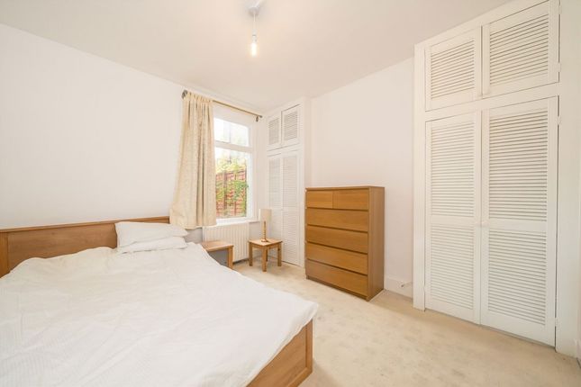 Wycliffe Road, London photo 4