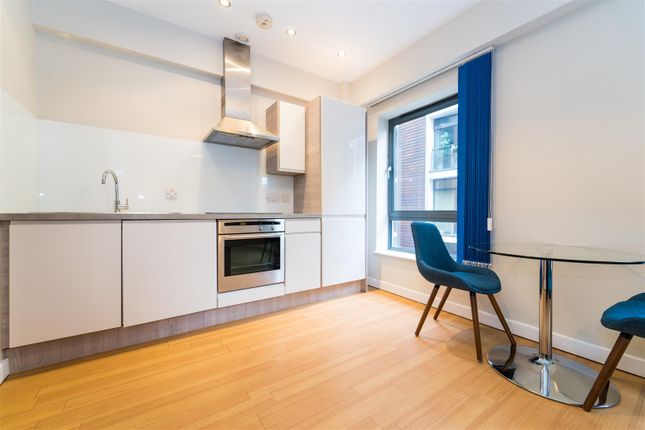 Flat to rent in Copperas Street, Manchester