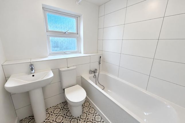 2, Maulden Court, St Albans photo 5