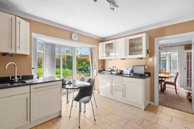 Appletree Wick, Orchard Place, Princes Risborough photo 4