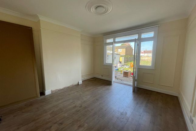 3 Bedroom Bungalow To Rent