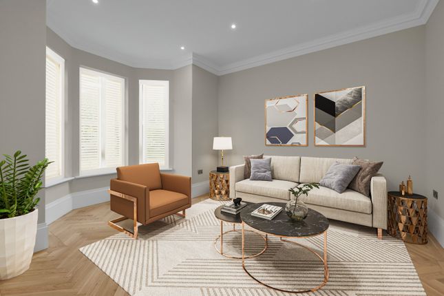 2, Oak Mount Place, Weybridge photo 4
