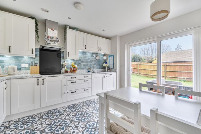 3 Billy Fiske Close, Chichester photo 3