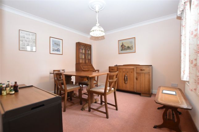 Salisbury House, 3, Chapel Close, Taunton photo 3
