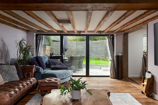 The Hay Loft,, Rosemary Lane, Horley photo 3