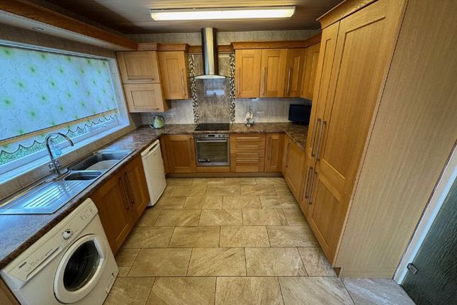 30, Central Avenue North, Thornton Cleveleys photo 3
