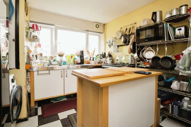 Terraced house for sale in Lake View Close, Cardiff