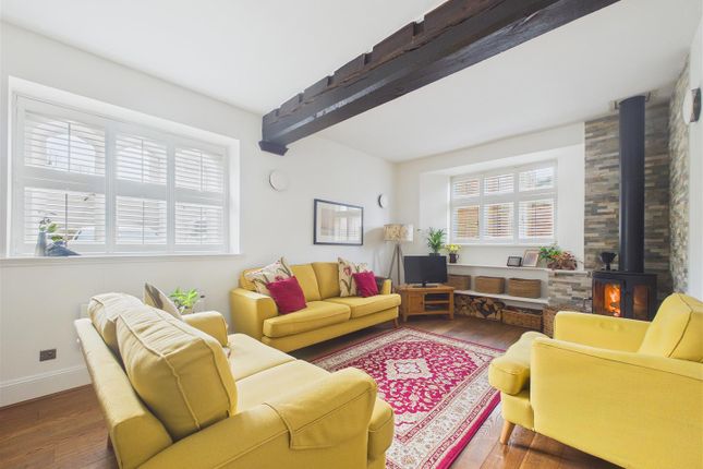 Stables Cottage, 3 Coach House Mews, Rugeley photo 2