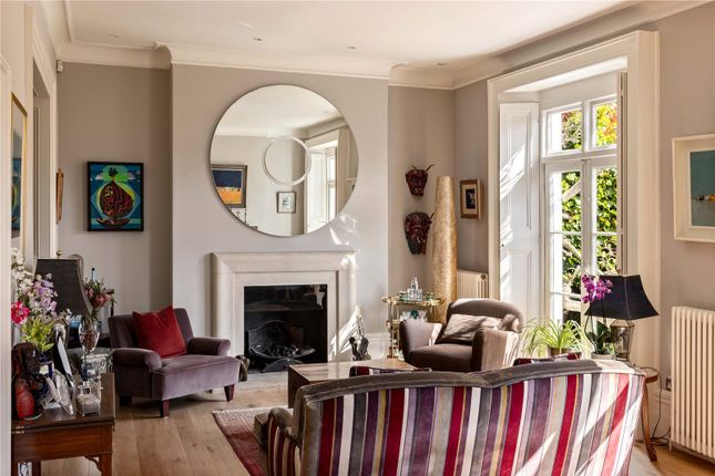 96, Castelnau, London photo 4