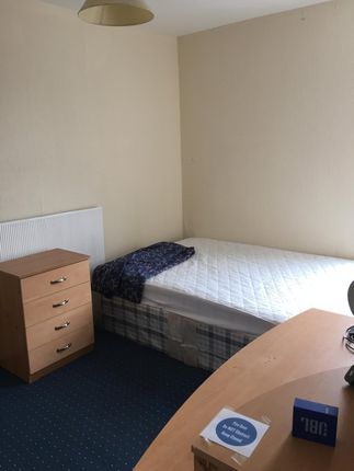 Room to rent in Radford Boulevard, Nottingham, Nottinghamshire