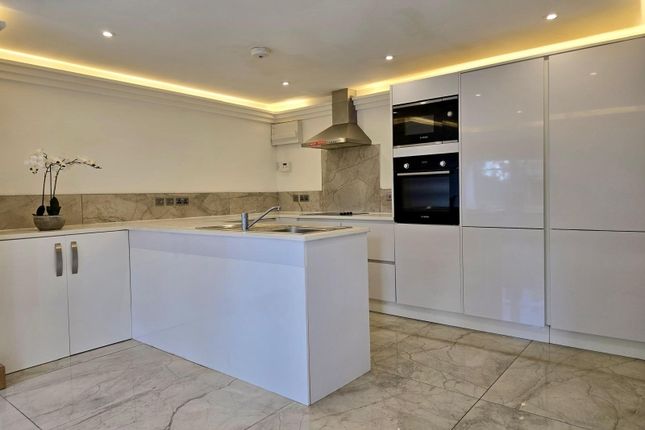 Sandhill Lane Moortown, Leeds photo 2