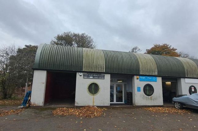 Thumbnail Commercial property to let in Unit 1, 7 Cairnbrook Industrial Estate, Cairnbrook Road, Glasgow
