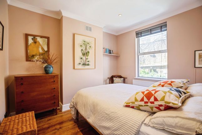 18B, Elm Park, London photo 4