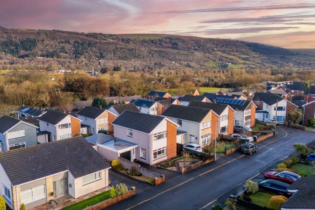 2, Basildene Close, Abergavenny photo 4
