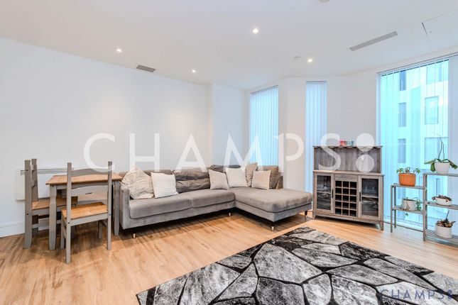 2 Bed Flat To Rent In Westgate House