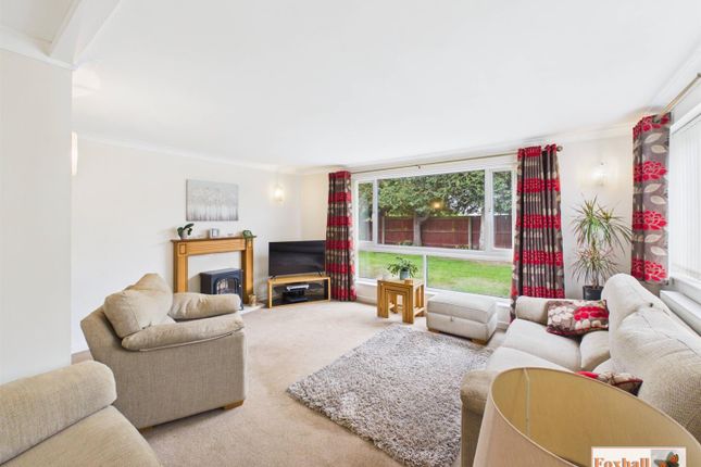 Langford, Swan Lane, Ipswich photo 4