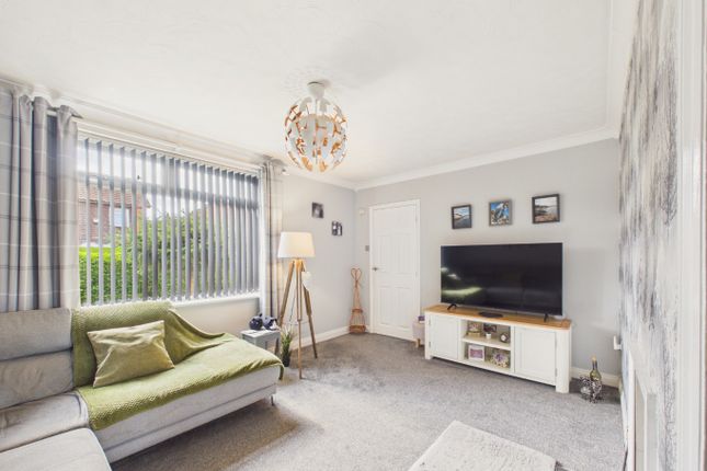 30, Oak Tree Estate, Preston, Hull, East Riding Of Yorkshire, HU12 8UU photo 4