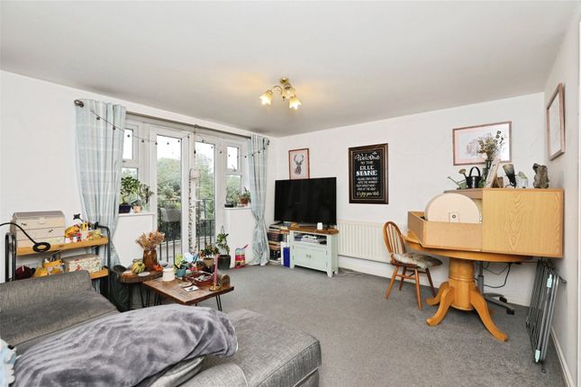 71, Mill Bridge Close, Nottinghamshire photo 2
