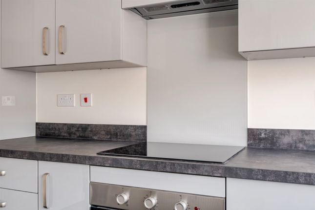 19, Furnace Drive, Costhorpe, Worksop photo 3