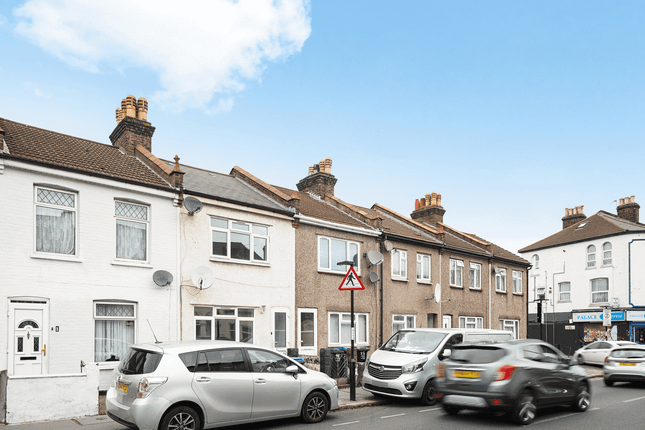 Thumbnail Terraced house to rent in Northcote Road, Croydon