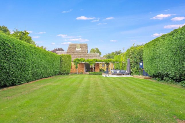 10, London Road, Harston, Cambridge photo 2