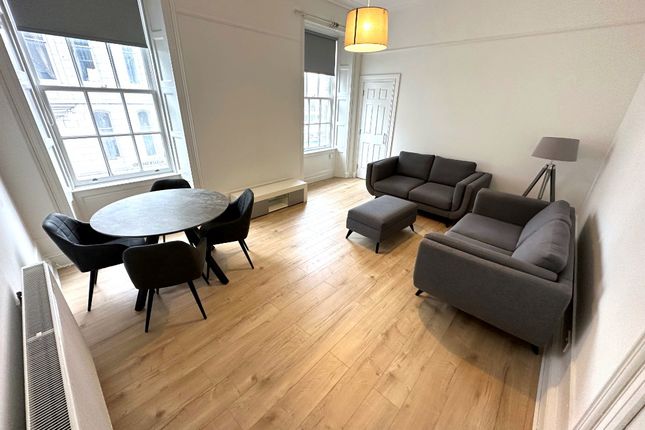 Flat to rent in Chapel Court, City Centre, Aberdeen AB11