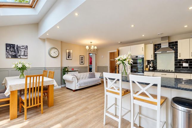 27, Poulter Croft, Milton Keynes photo 4