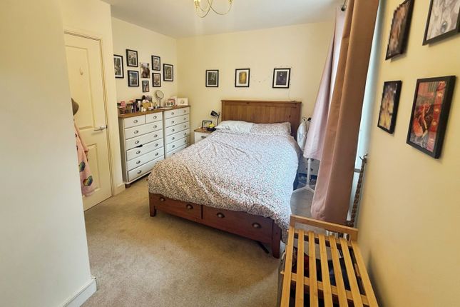 10, Cambridge photo 3