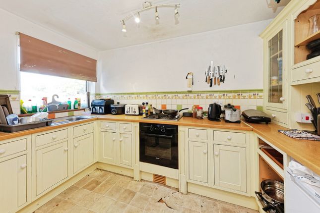 32, Ulcombe Gardens, Kent photo 3