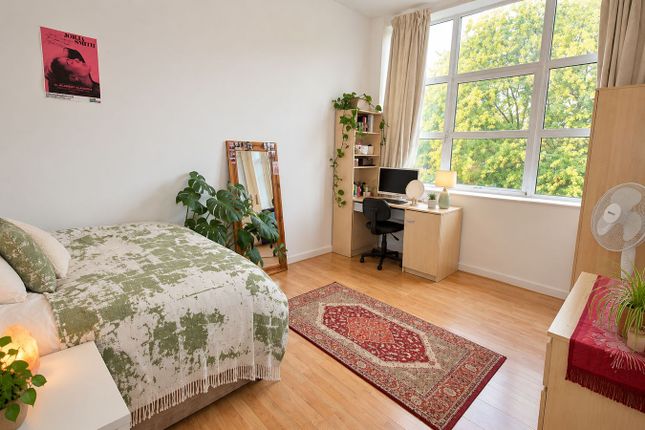 Dene House Court, Leeds photo 5