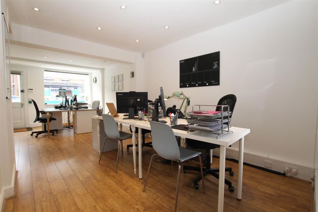 Property to rent in St. Thomas Road, Brentwood