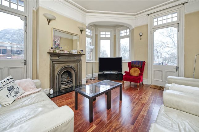 Flat for sale in Brook Green, London