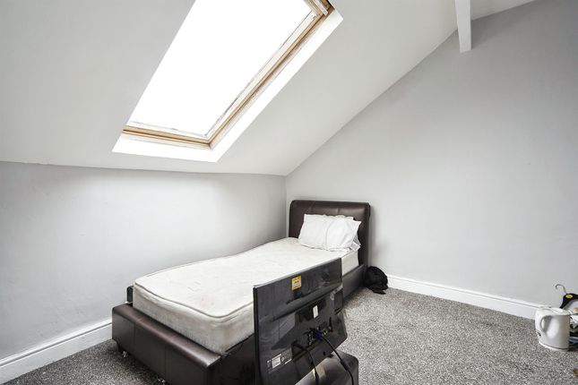Terraced house for sale in Nowell Mount, Leeds