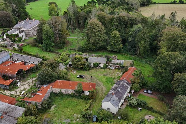 Studio house on Boulston, Haverfordwest, £245,000