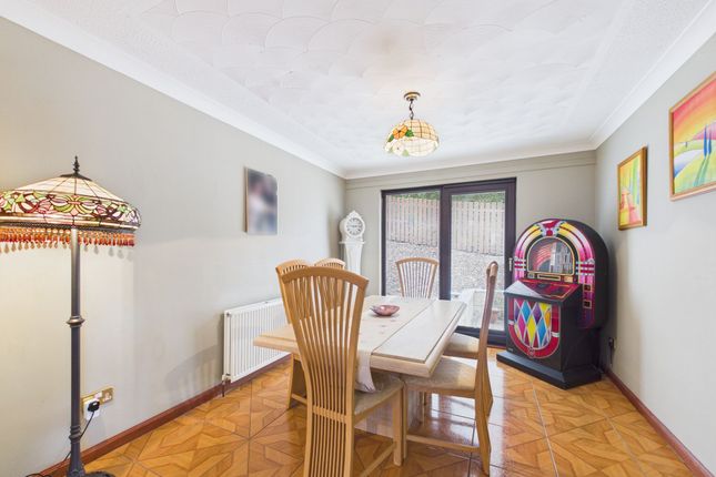 78, Lanark Road, Crossford, ML8 photo 4