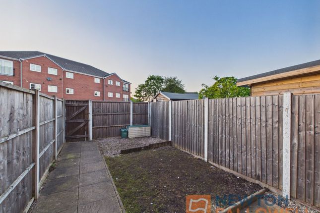 102 Victoria Street, Willenhall photo 4